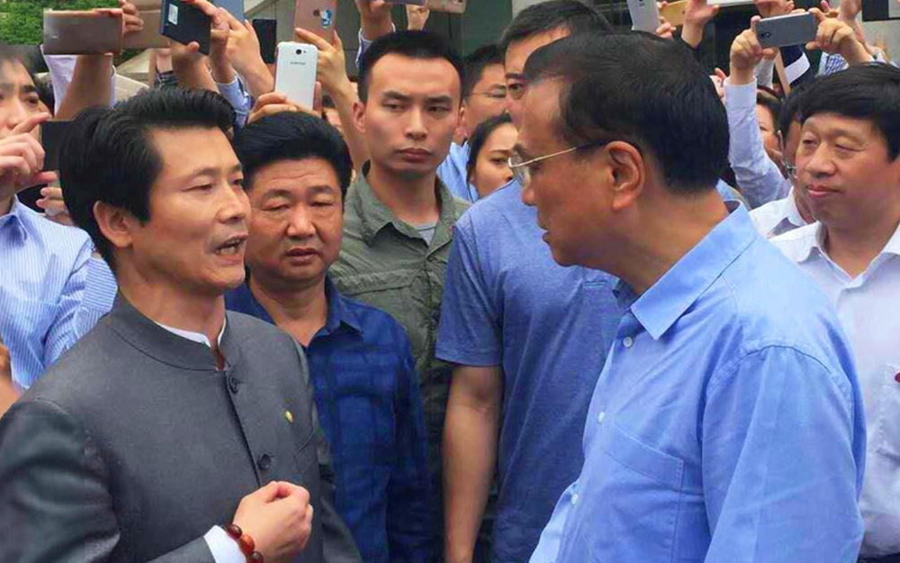 中共中央政治局常务、国务院总理李克强接见湖北K8凯发旗舰厅集团主席刘雁飞